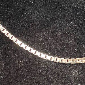 18” Sterling Silver 925 Necklace - Italy (9.35g) Jewelry